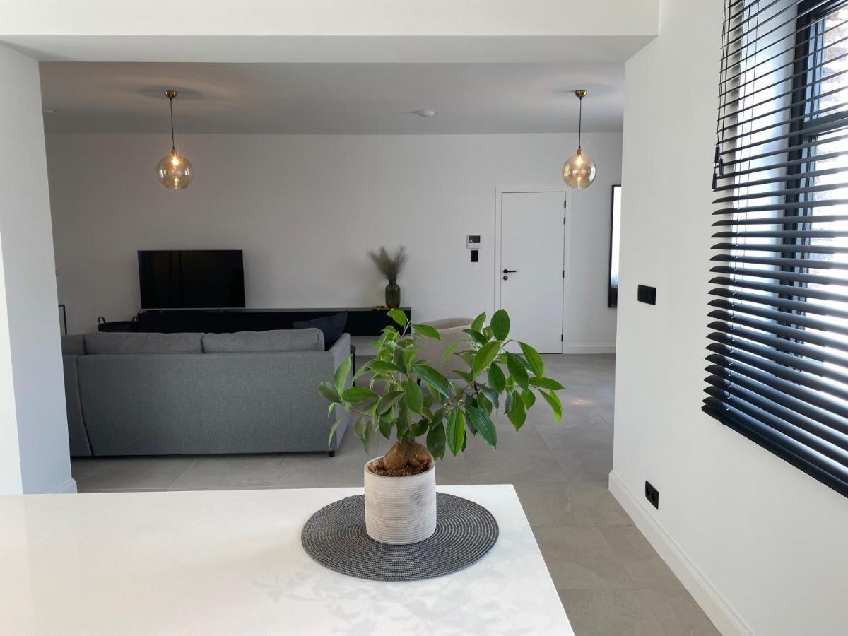 Luna Logies Lanaken Exterior foto